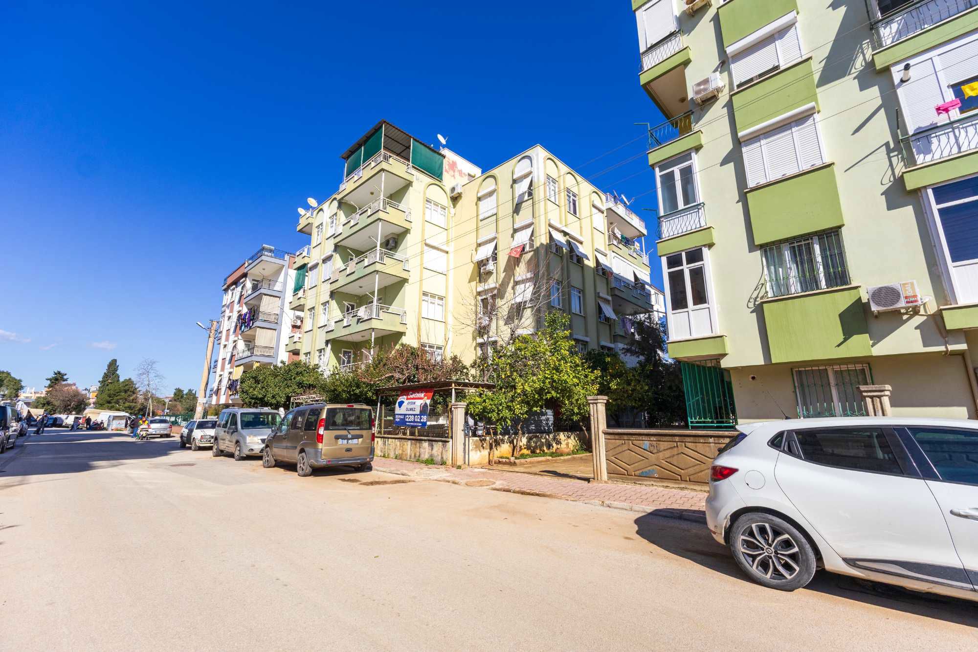 MURATPAŞA KIZILARIK YENILENMIŞ KOMBILI 3+1 SATILIK ARAKAT
