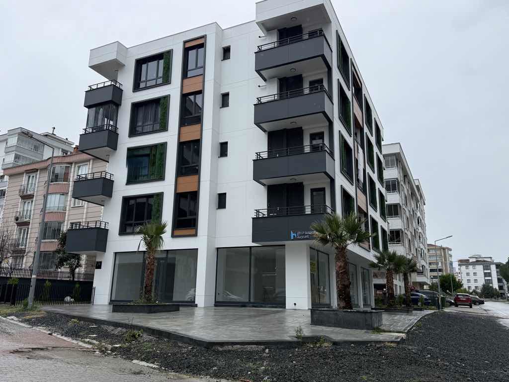 ASUMAN MÜTEVELLİOĞLU’NDAN ATAKUM’DA SATILIK MÜKEMMEL KONUMDA HARİKA 1+1