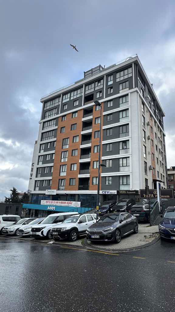 BÖLGENİN EN PRESTİJLİ BİNASINDA 2+1