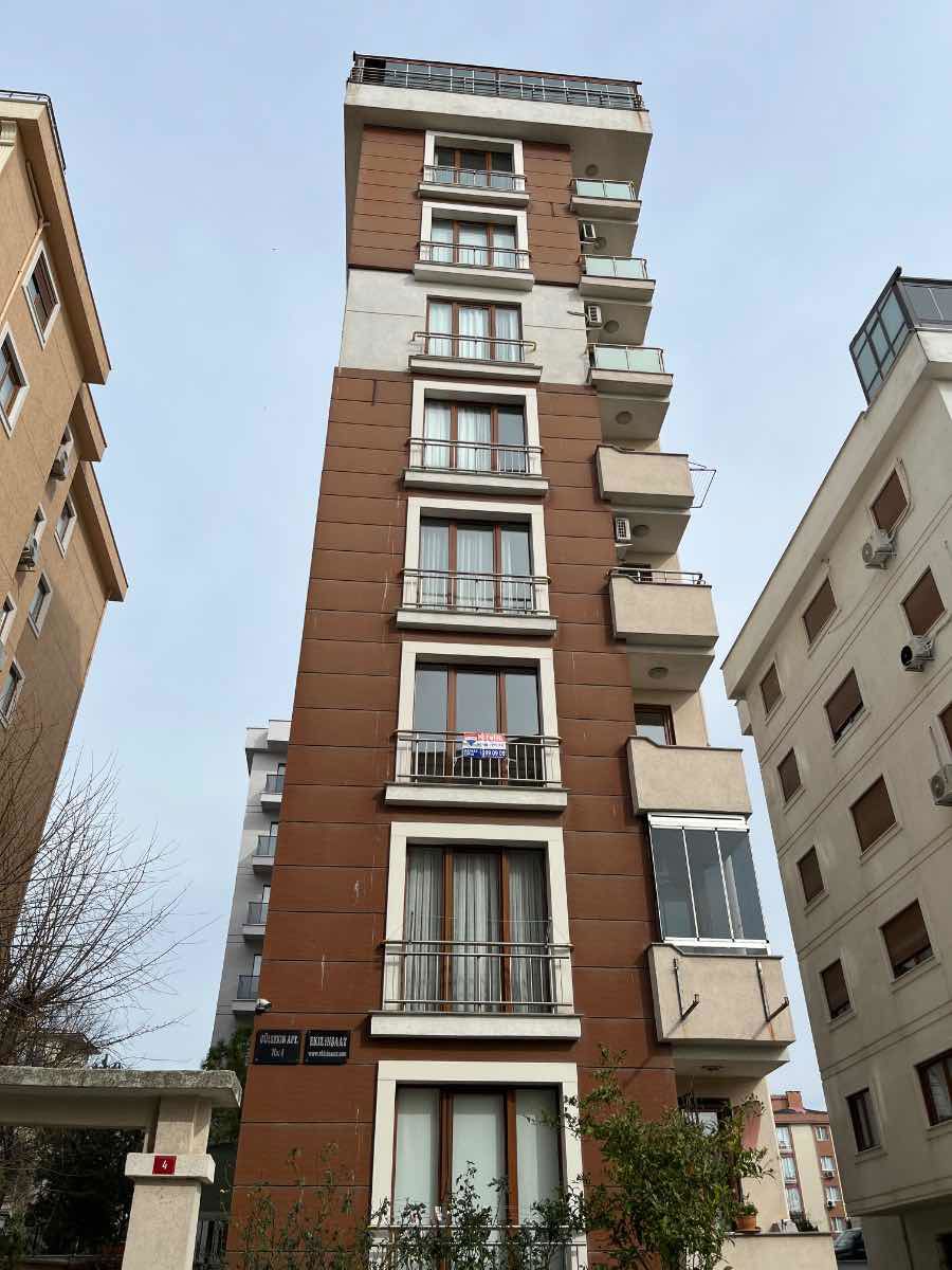 KARTAL ATALAR'DA KIRALIK GENIŞ 3+1 DAIRE