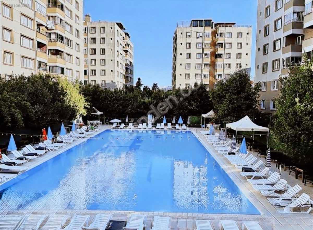 TAŞDELEN MEGAKENT SİTESİ ARA KAT 3+1 SATILIK İSKANLI DAİRE