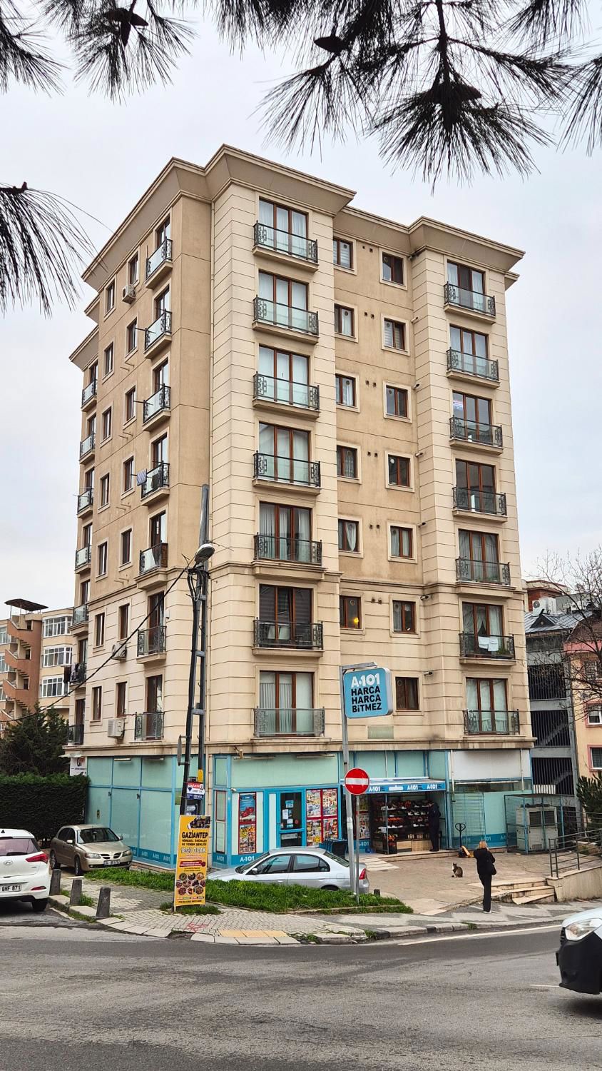 ATAŞEHİR,KÜÇÜKBAKKALKÖY,ACIBADEM ÜNİVERSİTESİ’NE YAKIN, 3+1 KİRALIK DAİRE.