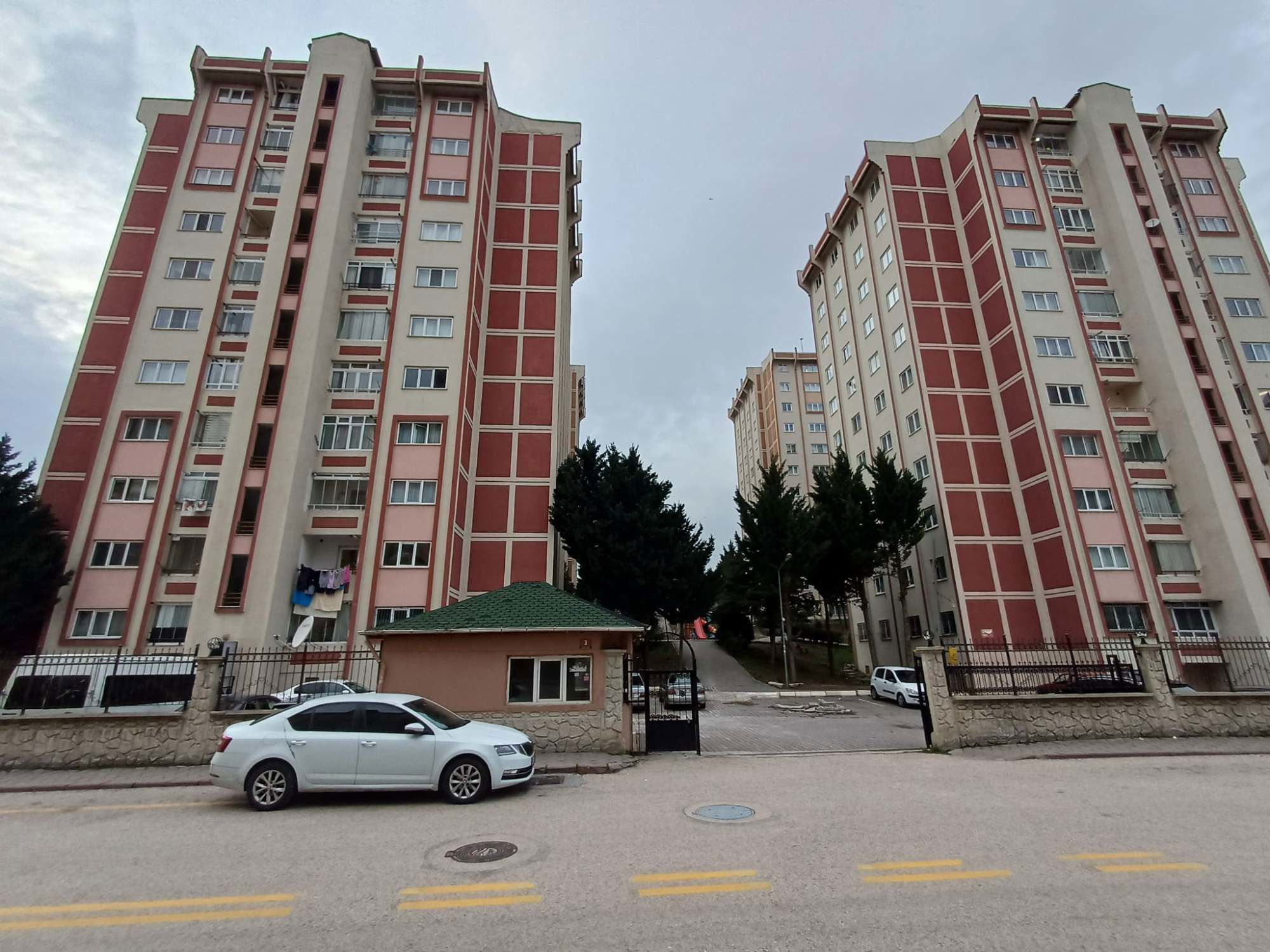 MAMAK ALTINEVLER 4.KATTA 2+1 SATILIK DAİRE