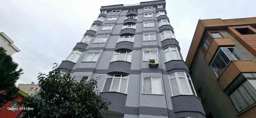 FIRSAT!ÖZLEM ÖZSOY'DAN ATAŞEHİR E-5 CEPHE DAİRE+OFİS KULLANIMA UYGUN SATILIK 3+1 DAİRE