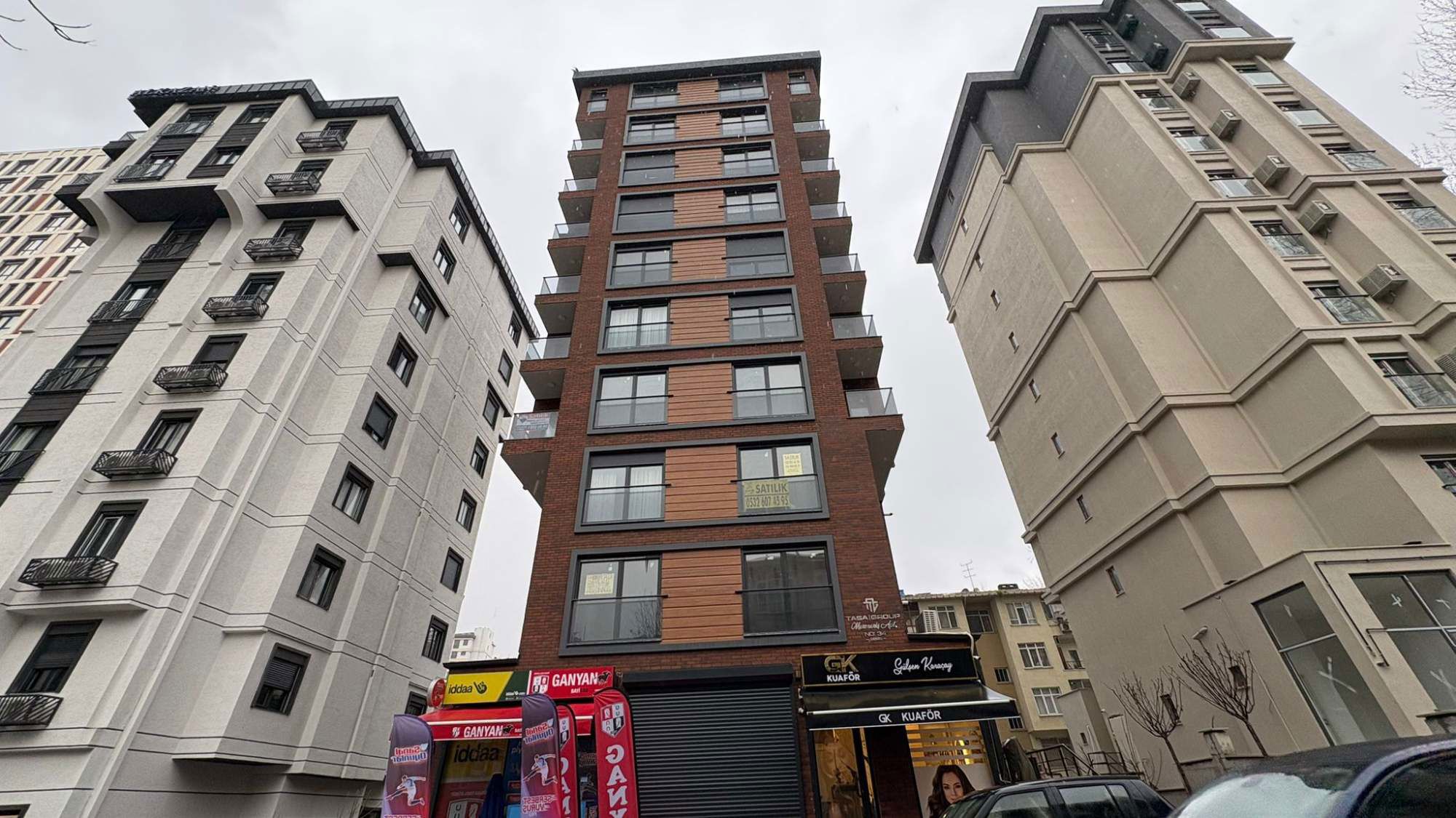 SUADİYE EMİN ALİ PAŞA CAD.2.BİNA 2+1 BALKONLU SATILIK DAİRE
