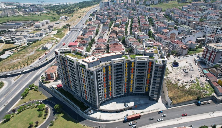TOR BEYLIKDÜZÜ 2+1 EBEVEYN BANYOLU SATILIK DAİRE