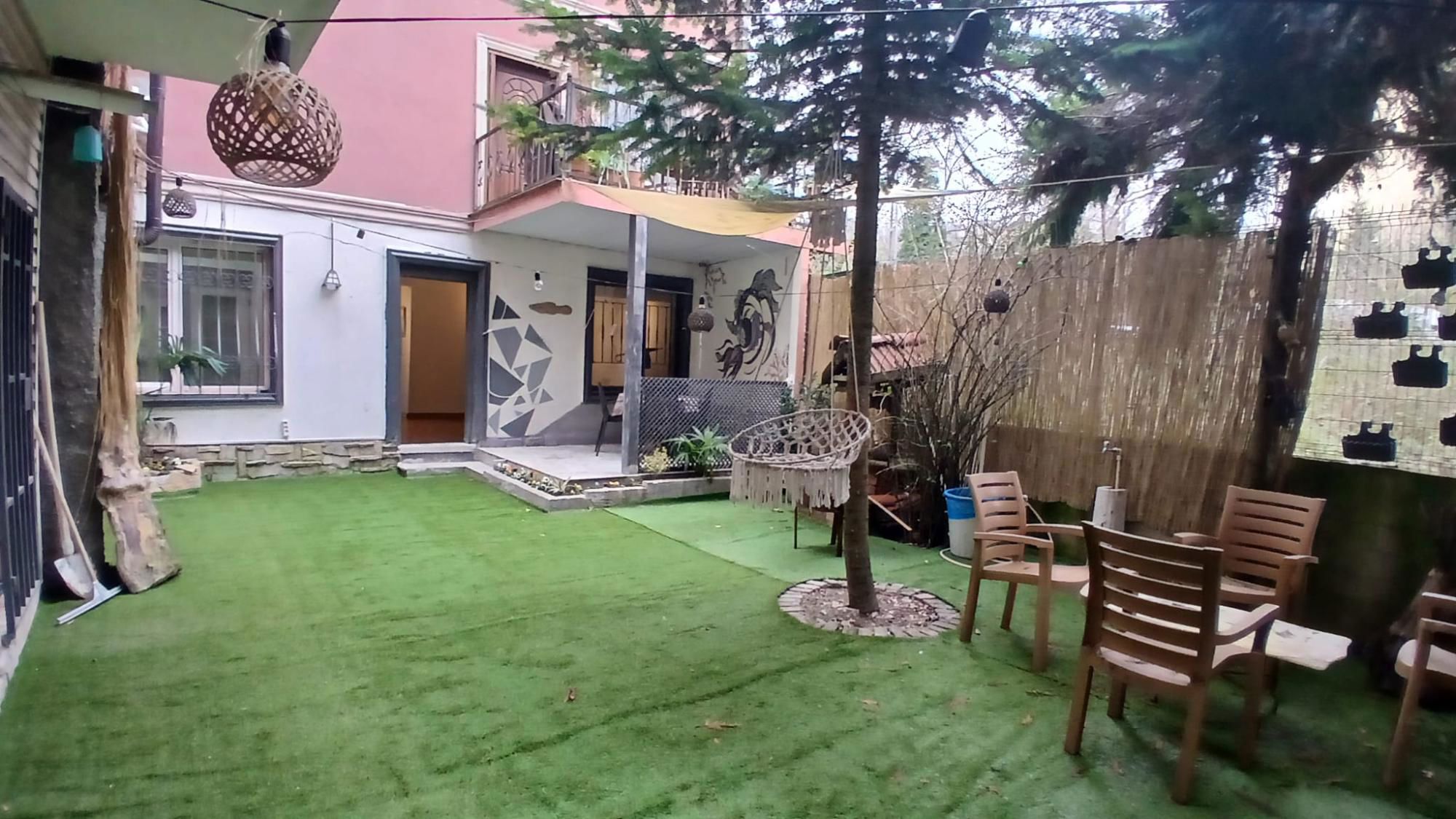 REMAX PRO CENNET'TEN BAHÇEKÖYDE ORMAN MANZARALI 3+1 KİRALIK