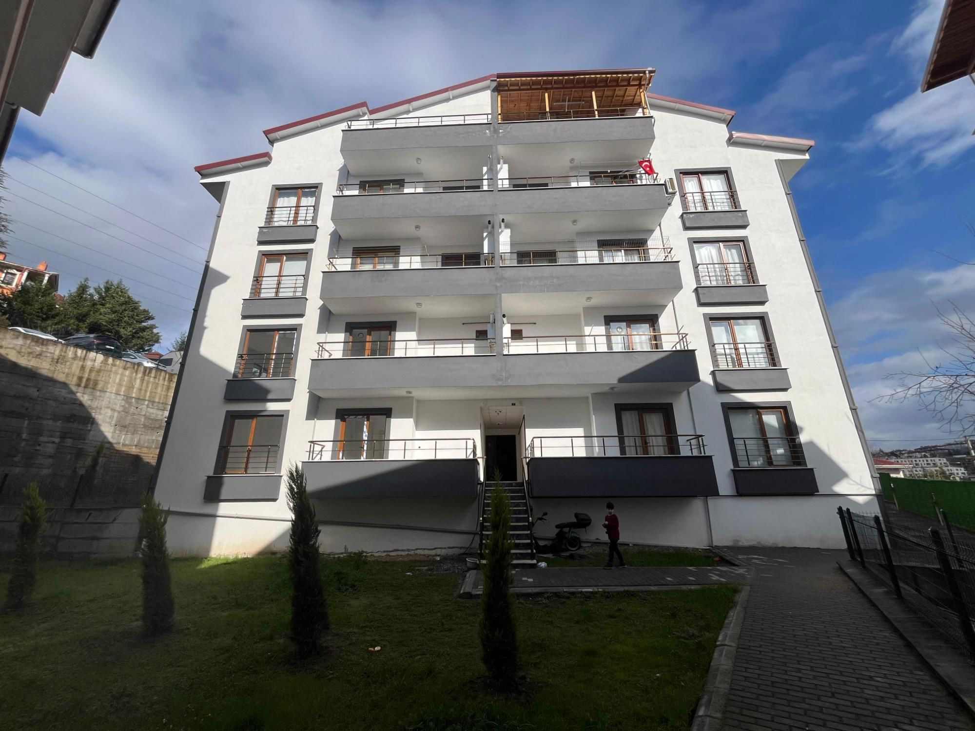 BAŞISKELE DÖNGEL MAHALLESINDE SIFIR GENIŞ DUBLEKS SATILIK DAIRE