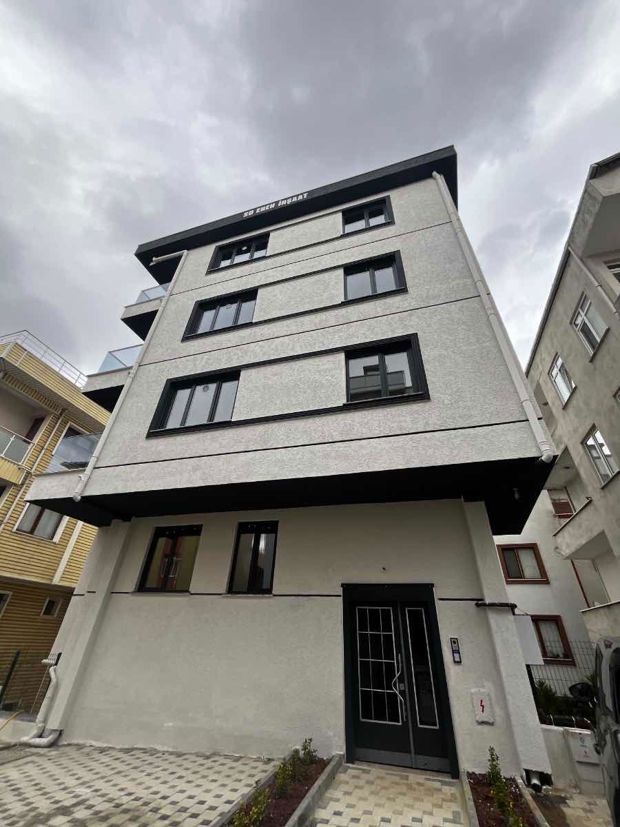 ATAŞEHİR KAYIŞDAĞI ÜNİVERSİTEYE YAKIN SATILIK 1+1 DAİRE