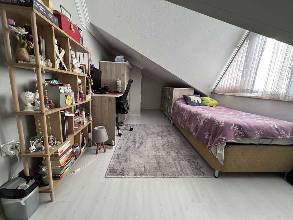REMAX FREKANSTAN MERKEZİ KONUMDA,KISMİ DENİZ MANZARALI 3+1 DAİRE