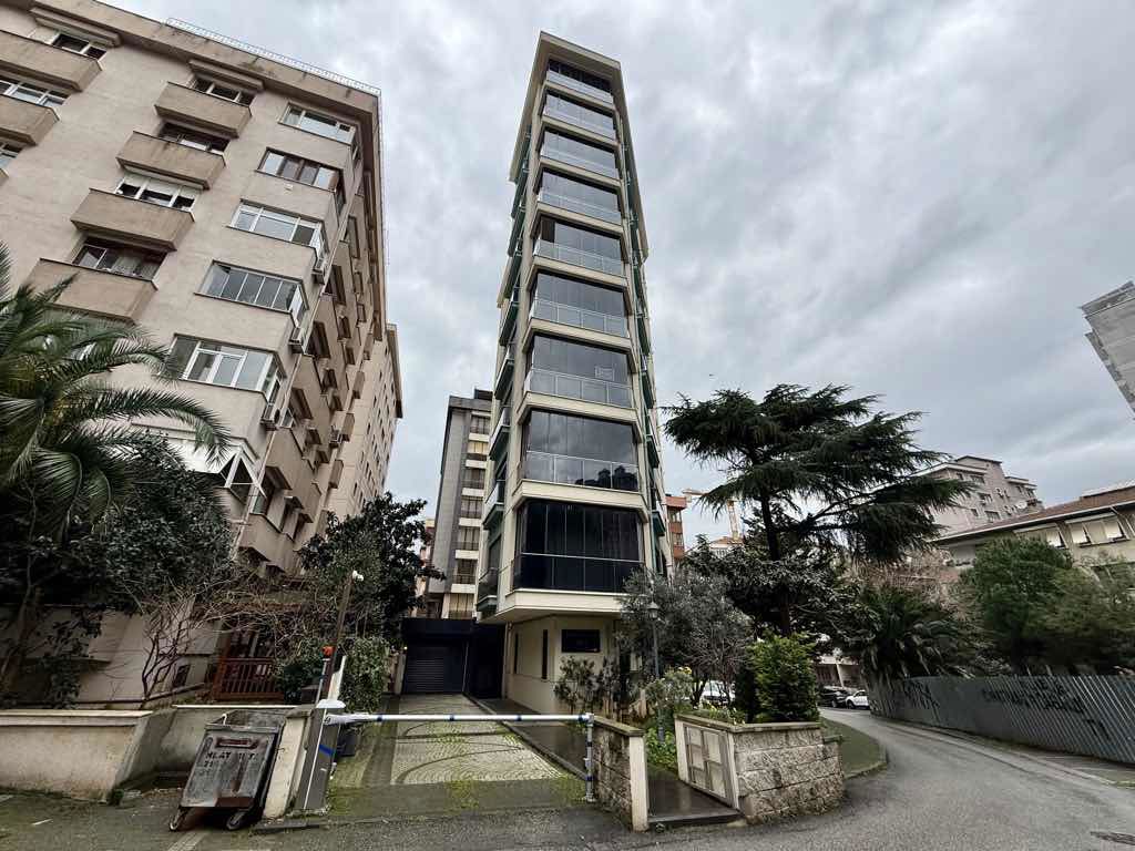 KIZILTOPRAKTA FIRSAT KİRALIK 3+1 DAİRE