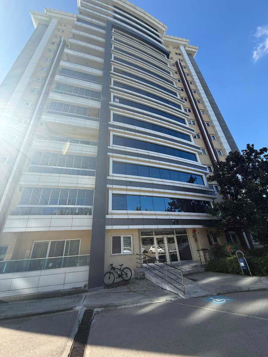 İZMİT YILDIZ KONUTLARI’NDA MANZARALI 4+1 SATILIK LÜKS DAİRE