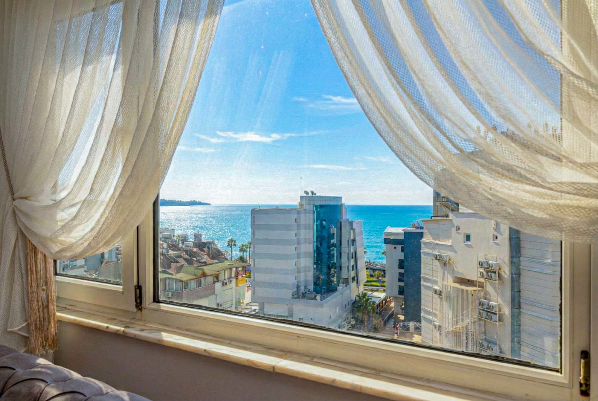 ARAPSUYU’NDA FULL DENİZ MANZARALI 3+1 SATILIK DAİRE DENİZE 150 M