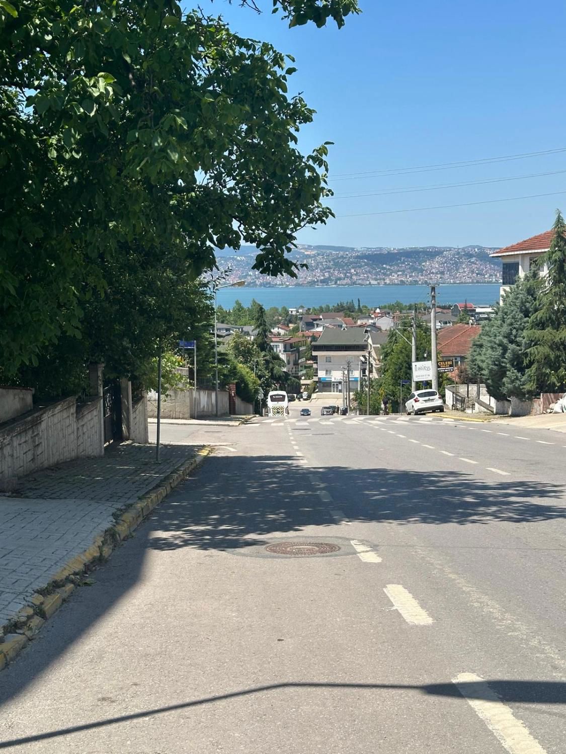 REMAXDEN ACİL BAŞİSKELE BARBAROS'DA DENİZ MANZ.SATILIK 4+1 DAİRE