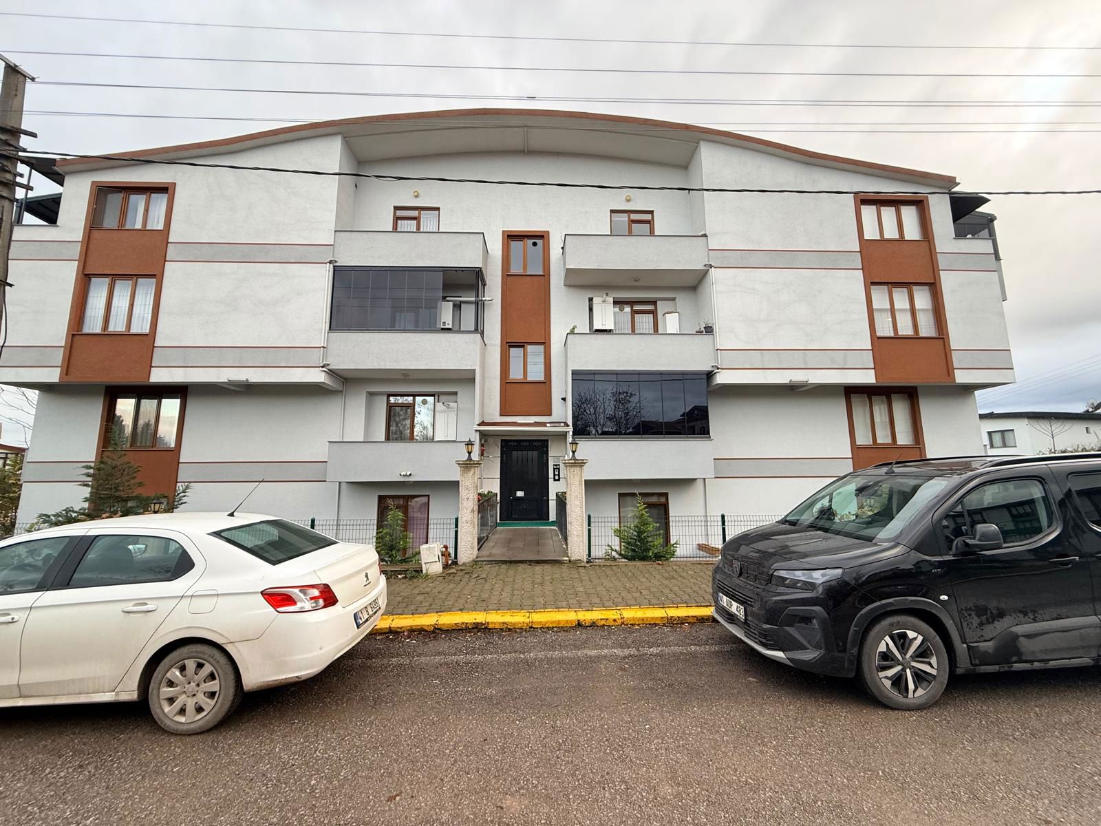 REMAX DREAM'DEN BAŞİSKELE KÖRFEZ MAH.SATILIK 3+1 BAHÇE DUBLEX