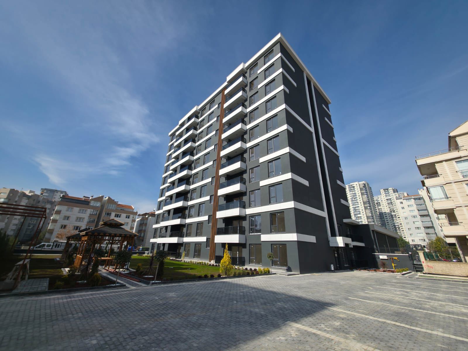 ERYAMANDA HARİKA KONUMDA LÜKS SIFIR 2+1 AKILLI EV