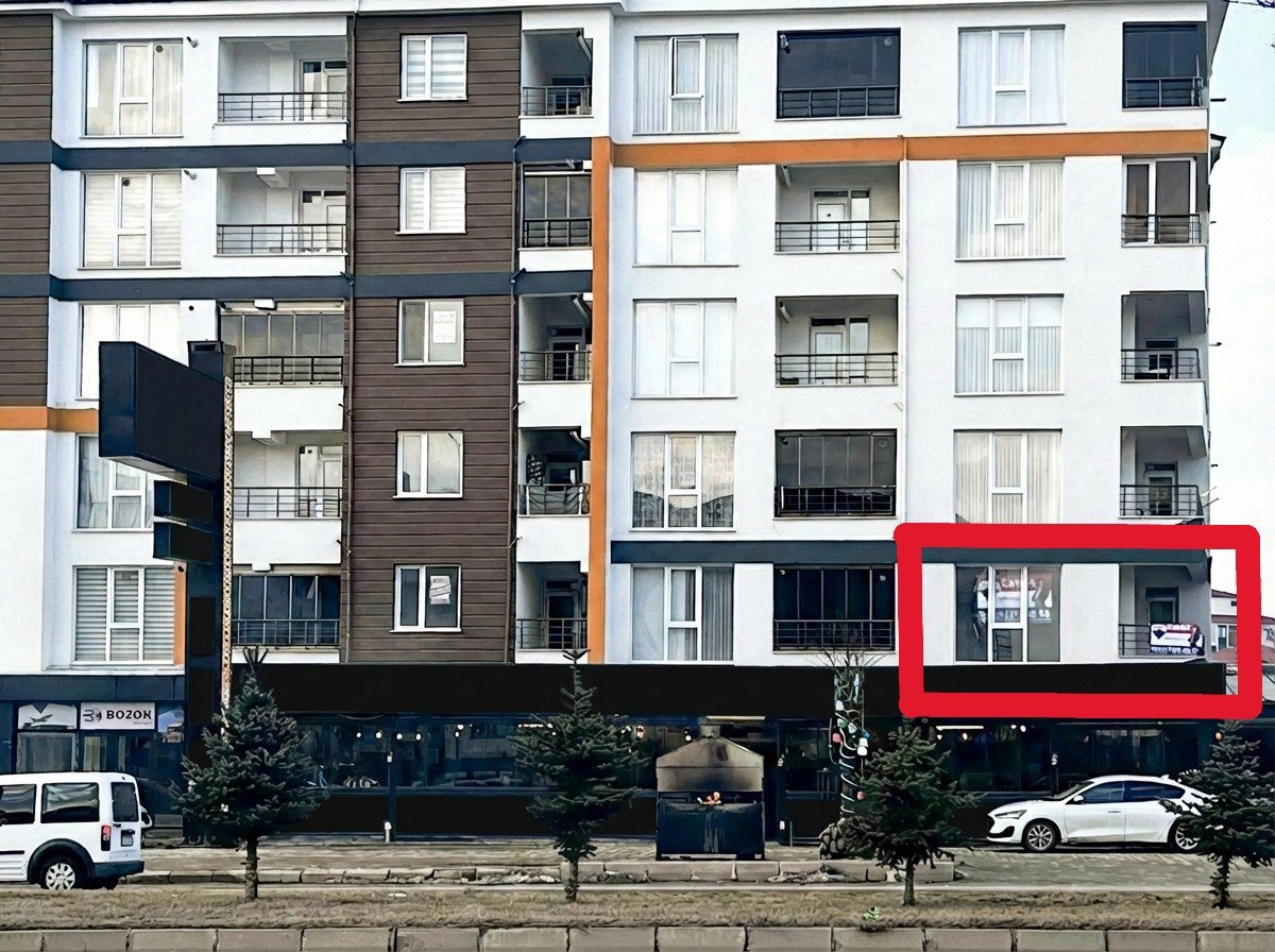 SORGUN AGAHEFENDİ MAHALLESİ'NDE SATILIK SIFIR 4+1 DAİRE