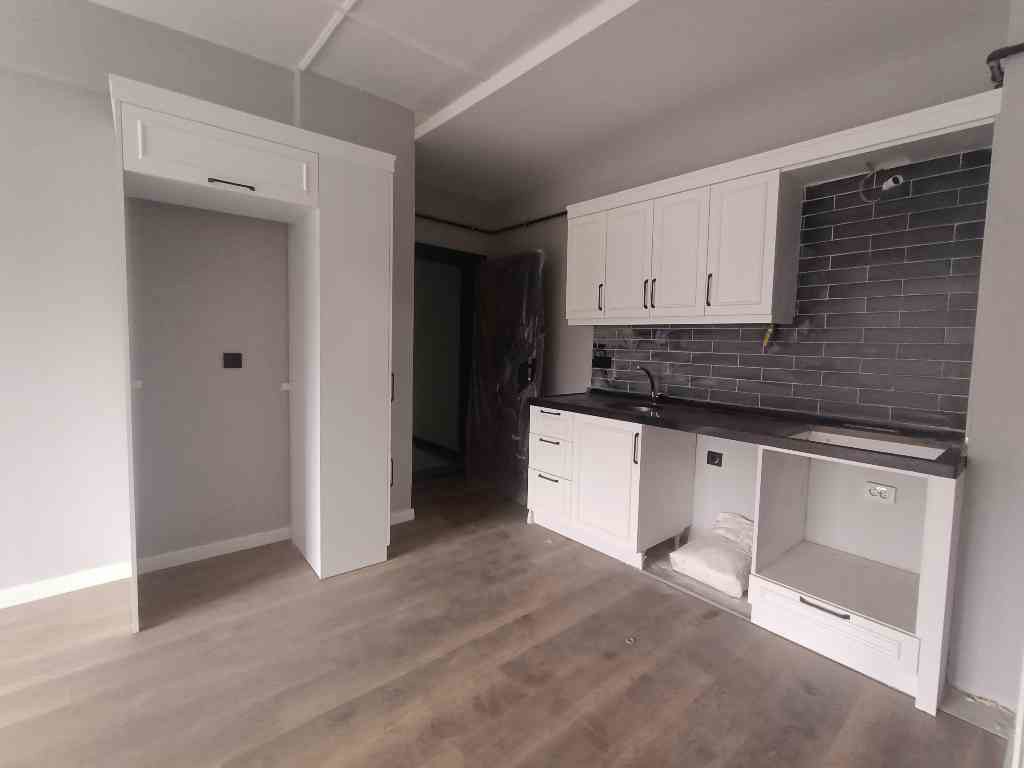 REMAX İLHAN'DAN BÜYÜK OYUMCADA 1+1 SATILIK DAİRE