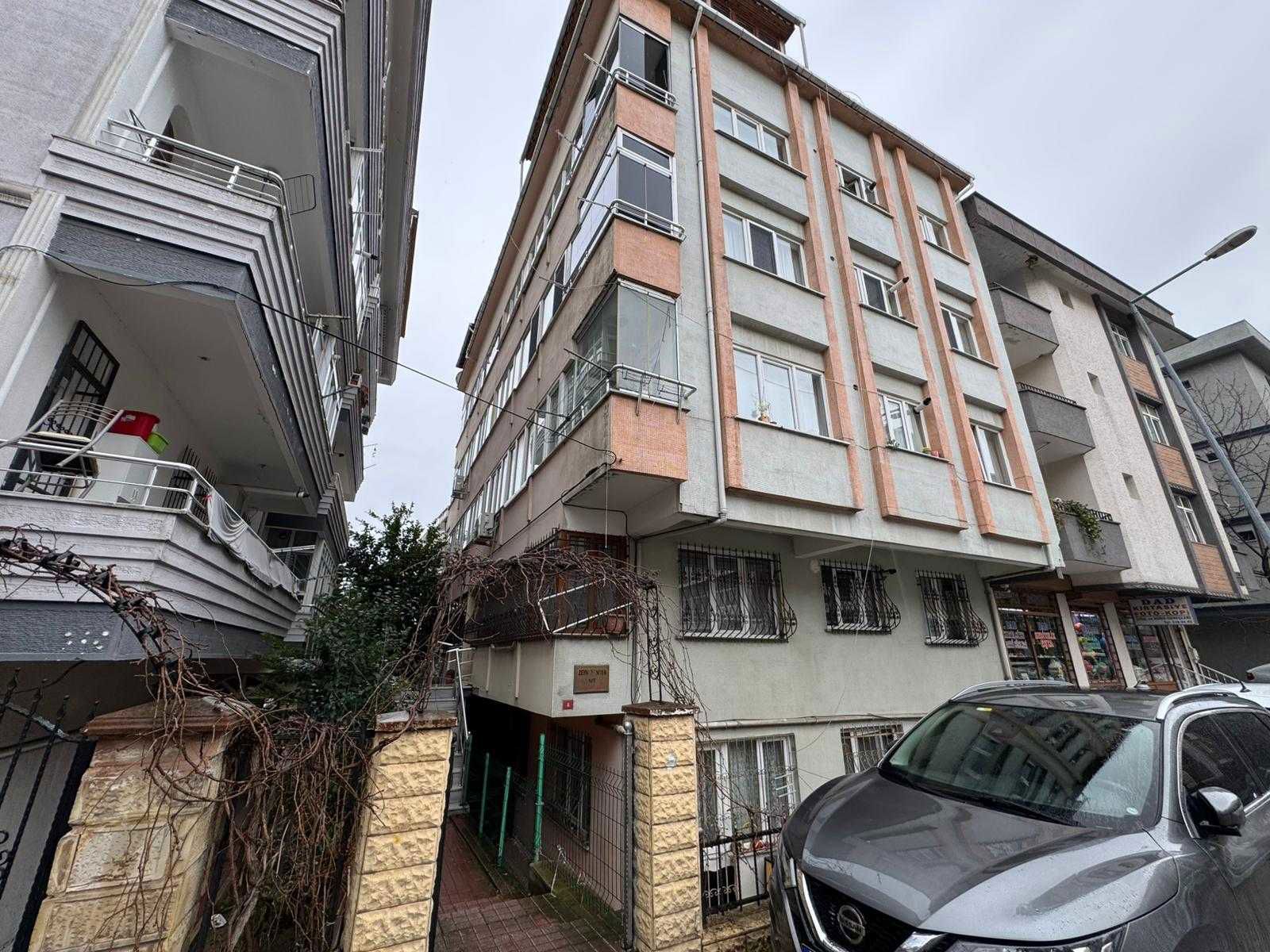 AVCILAR AMBARLI MAH.'DE ŞIK TASARIMLI & BAKIMLI SATILIK 2+1 DAIRE