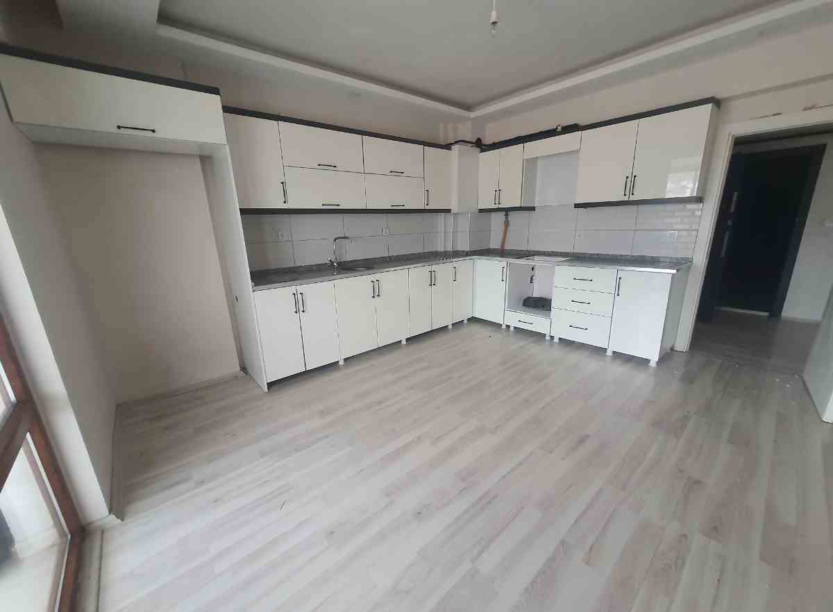 REMAX DOĞU'DAN DOĞUKENT STADYUMU KARŞISINDA KİRALIK 3+1 DAİRE