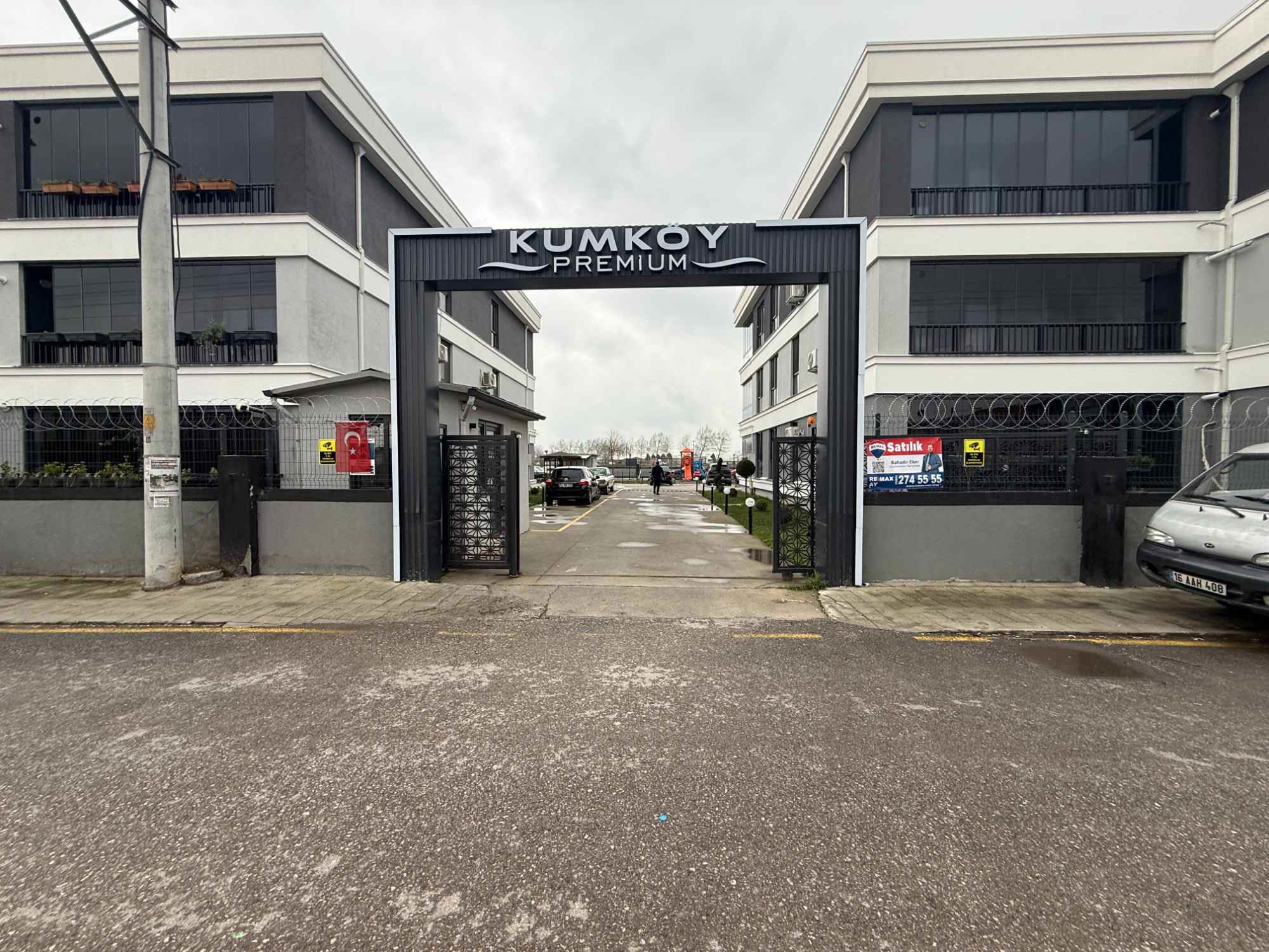 KUMKÖY PREMIUM'DA 2 BANYOLU SATILIK 3+1 DAİRE - BAHADIR EKER'DEN