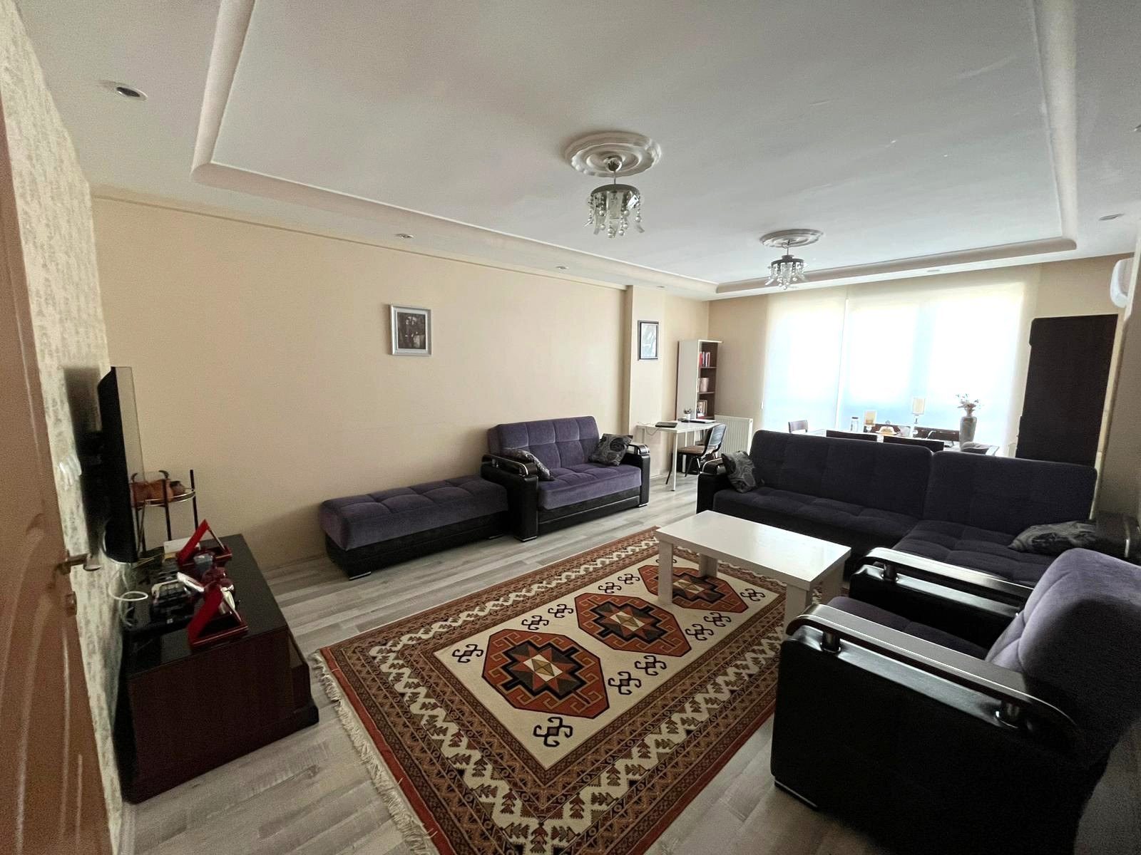 RE/MAX İNCİ'DEN PLEVNE MAH. ÖĞRETMEN EVİ YAKINI 3+1 SATILIK DAİRE
