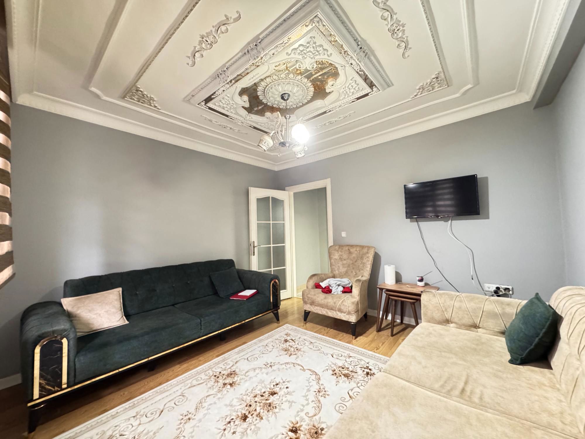 ÜNİVERSİTE VE AVM'YE YAKIN SATILIK 2+1 DAİRE