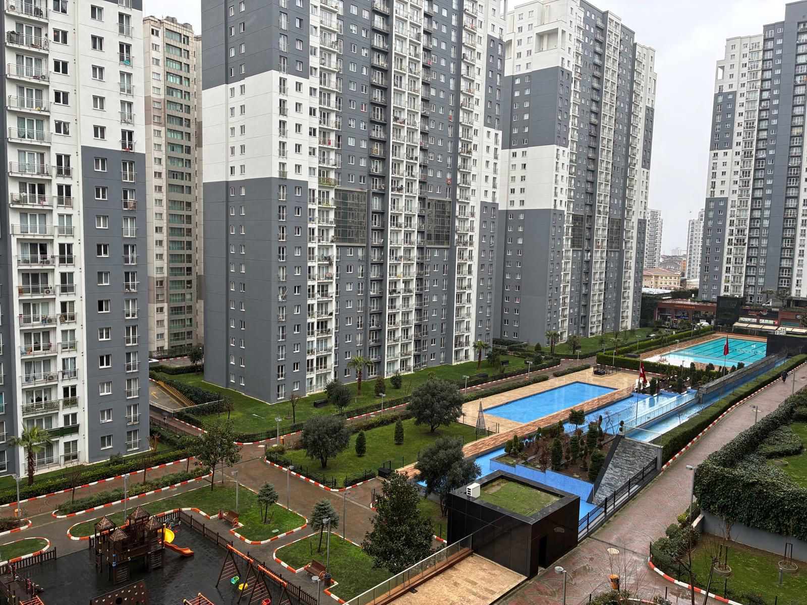 İNNOVİA 3  EŞYALI KİRALIK 1+0 (STÜDYO) HAVUZ CEPHE BALKONLU DAİRE