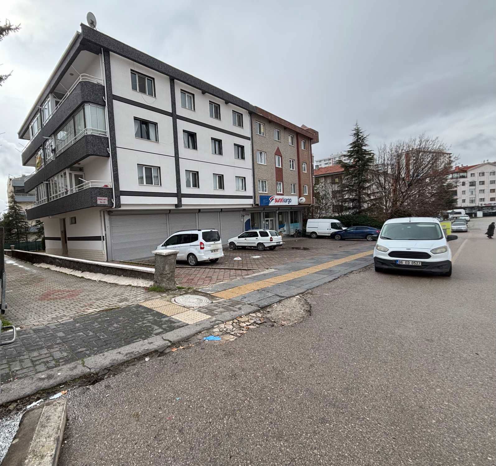 ERYAMAN AKINCI CADDESİ’NDE MASRAFSIZ, KOMPLE TADİLATLI 3+1  110 M² NET SATILIK DAİRE