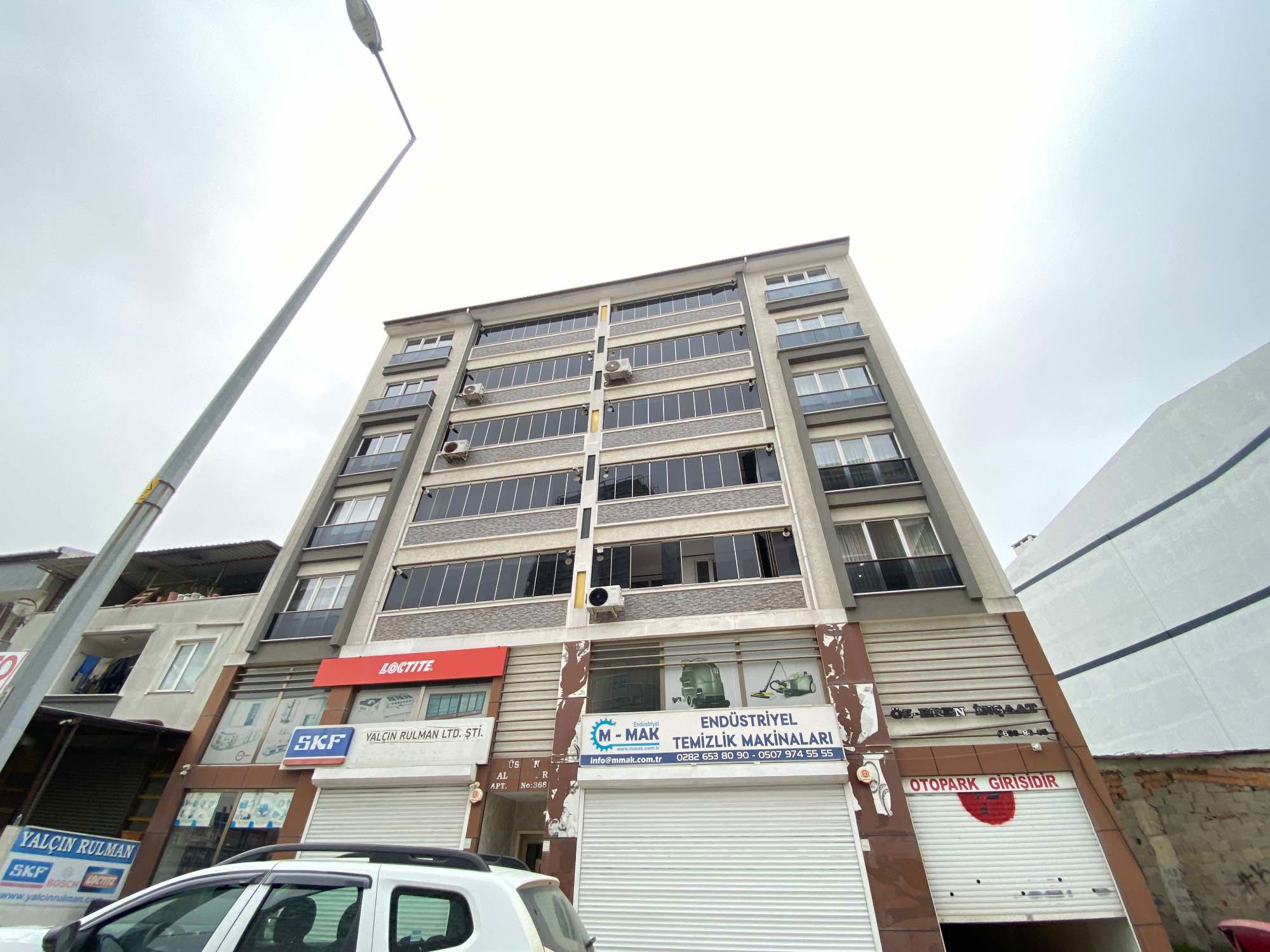 REMAX LAVANDA'DAN HATİP MAH. STAR PARK OTELİ KARŞISI SATILIK 3+1 DAİRE