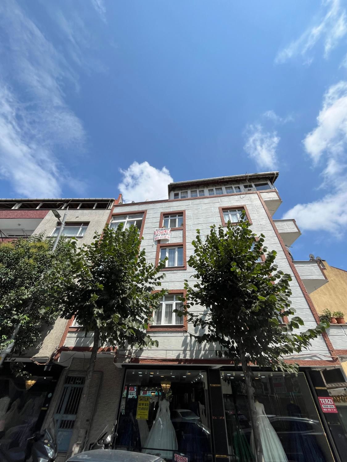 UĞURMUMCU MAHALLESINDE 6+2 CADDE ÜZERI DUBLEKS