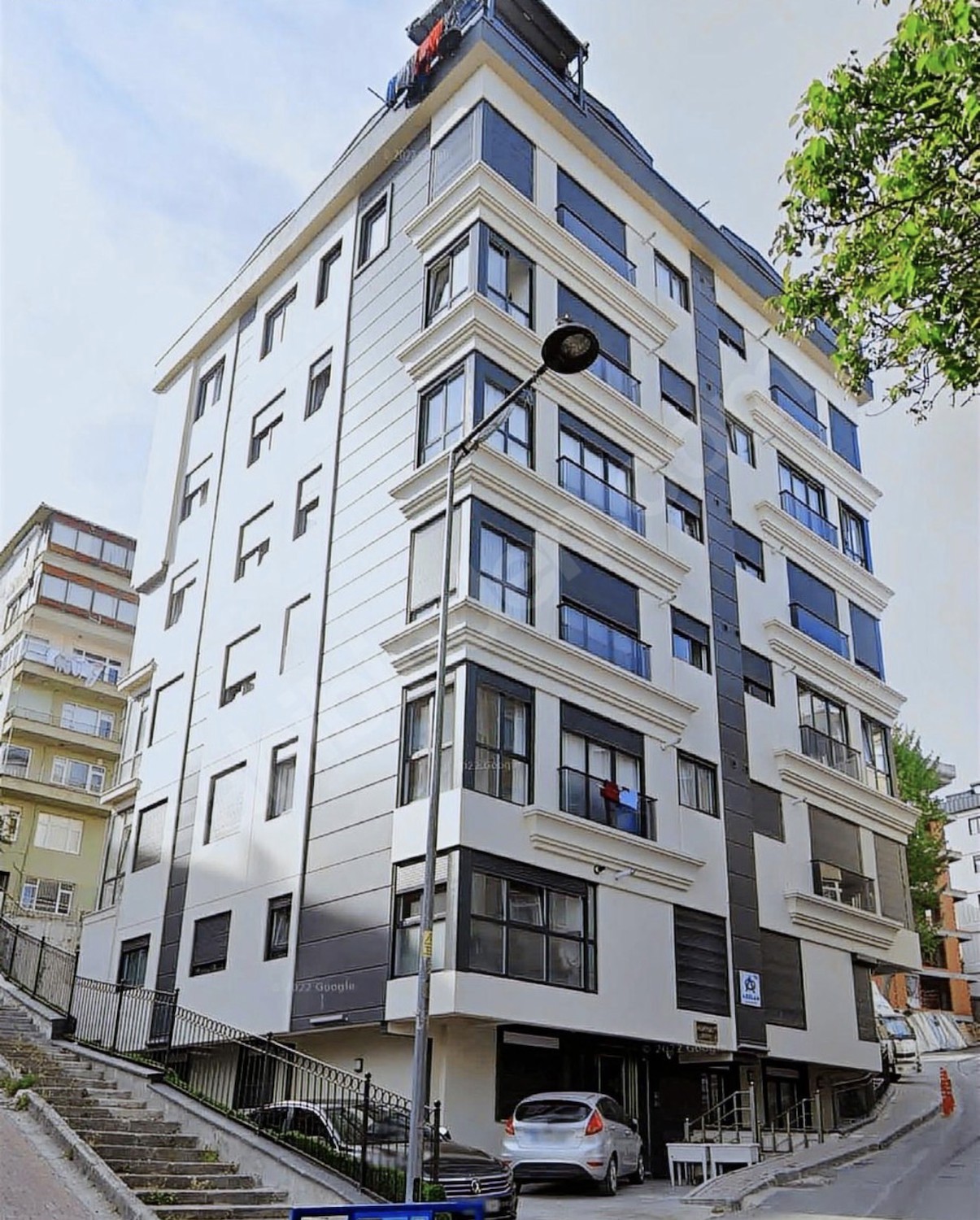 DİKİLİTAŞ MAH SATILIK ARAKAT DAİRE