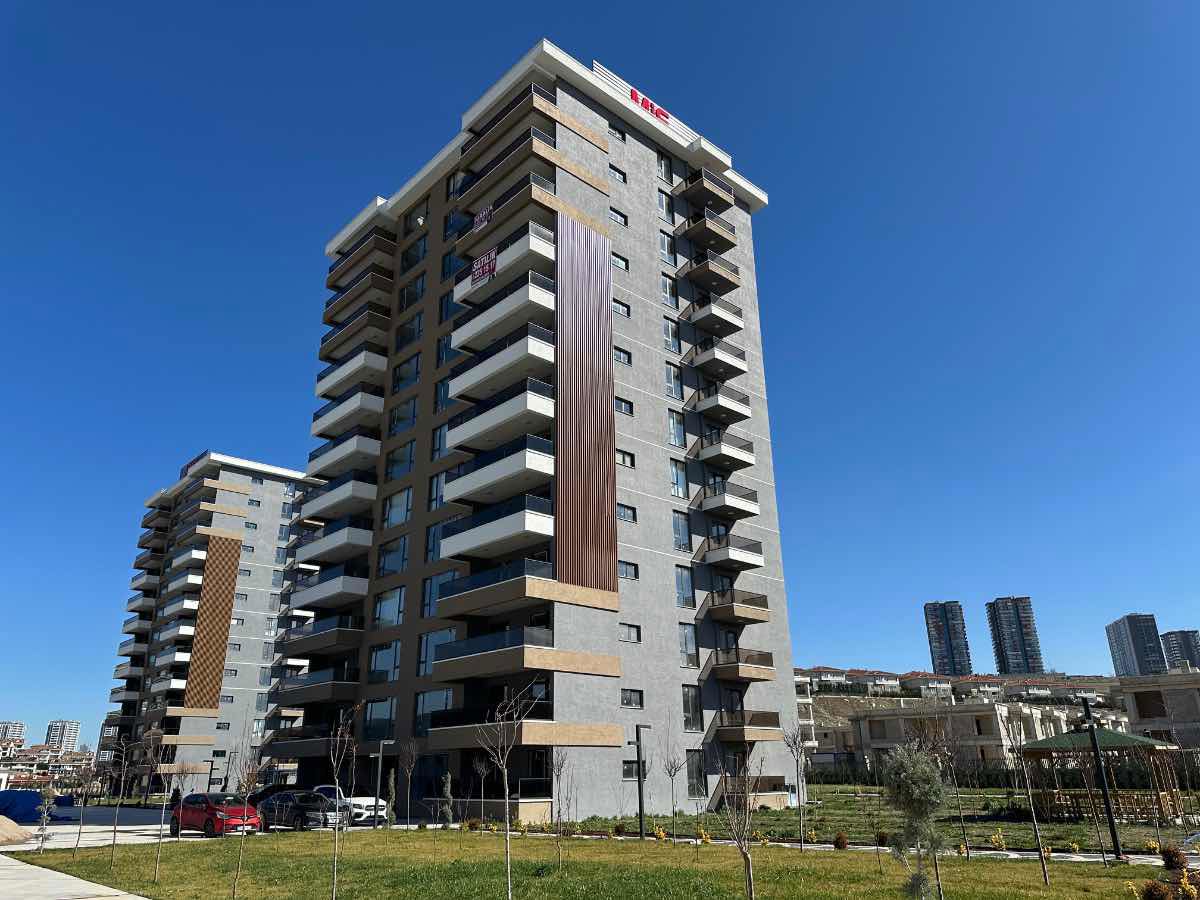 ALACAATLI MİS YAŞAMKENT SİTESİNDE SATILIK 4+1 DAİRE