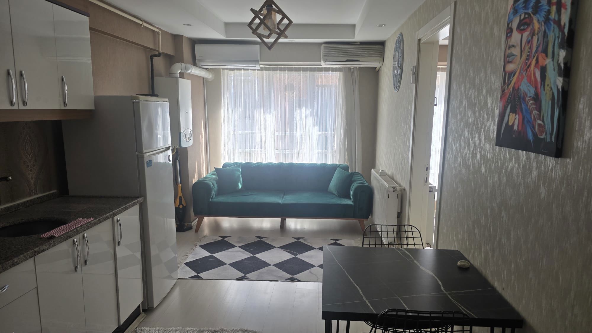 REMAX MODEL DEN İNCİLİPINAR DA 1+1 KİRALIK LÜKS APART
