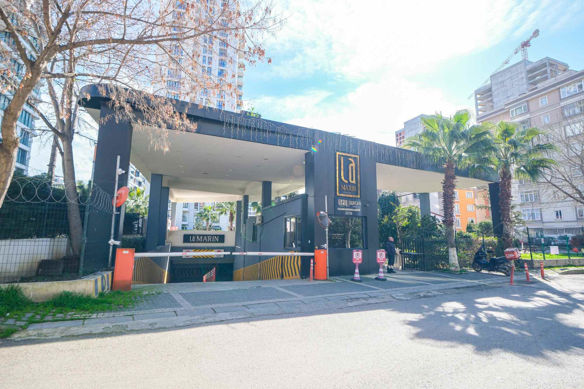 LA MARIN KARTAL'DA DENIZ MANZARALI 3+1 DAIRE...