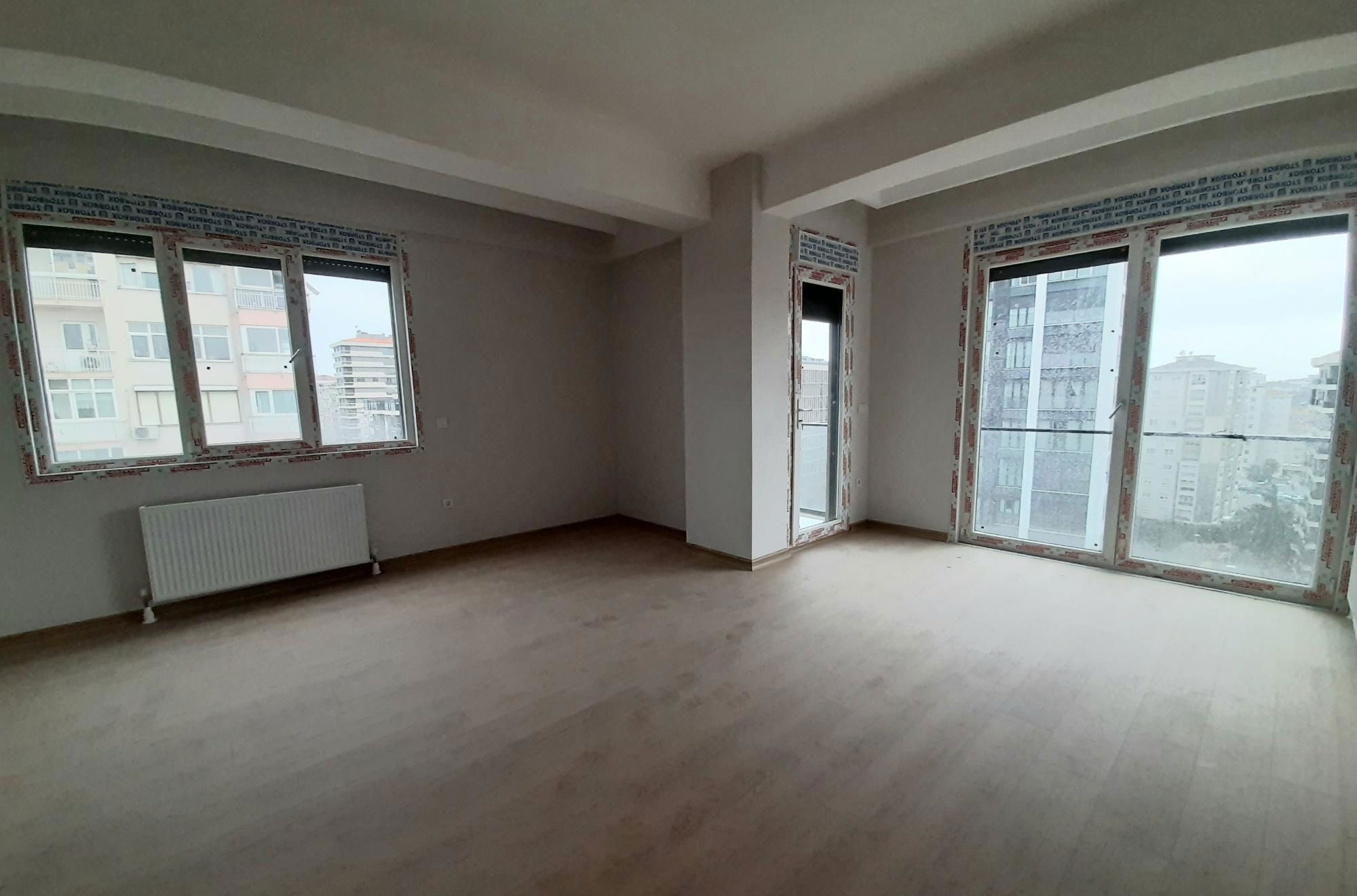 GÖZTEPE MARMARAY'A ÇOK YAKIN, YENI BİNA, BALKONLU, 3+1 KİRALIK DAİRE..