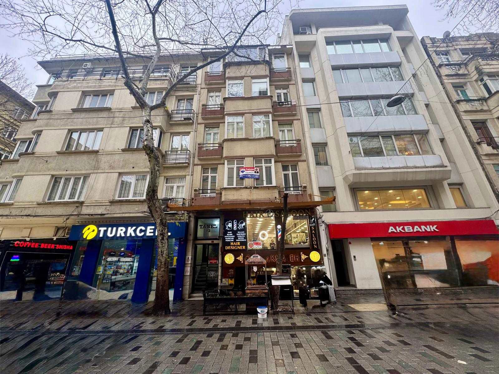 TAKSİM MEYDANI'NA 3 DAKİKA YÜRÜME MESAFESINDE SATILIK DAİRE
