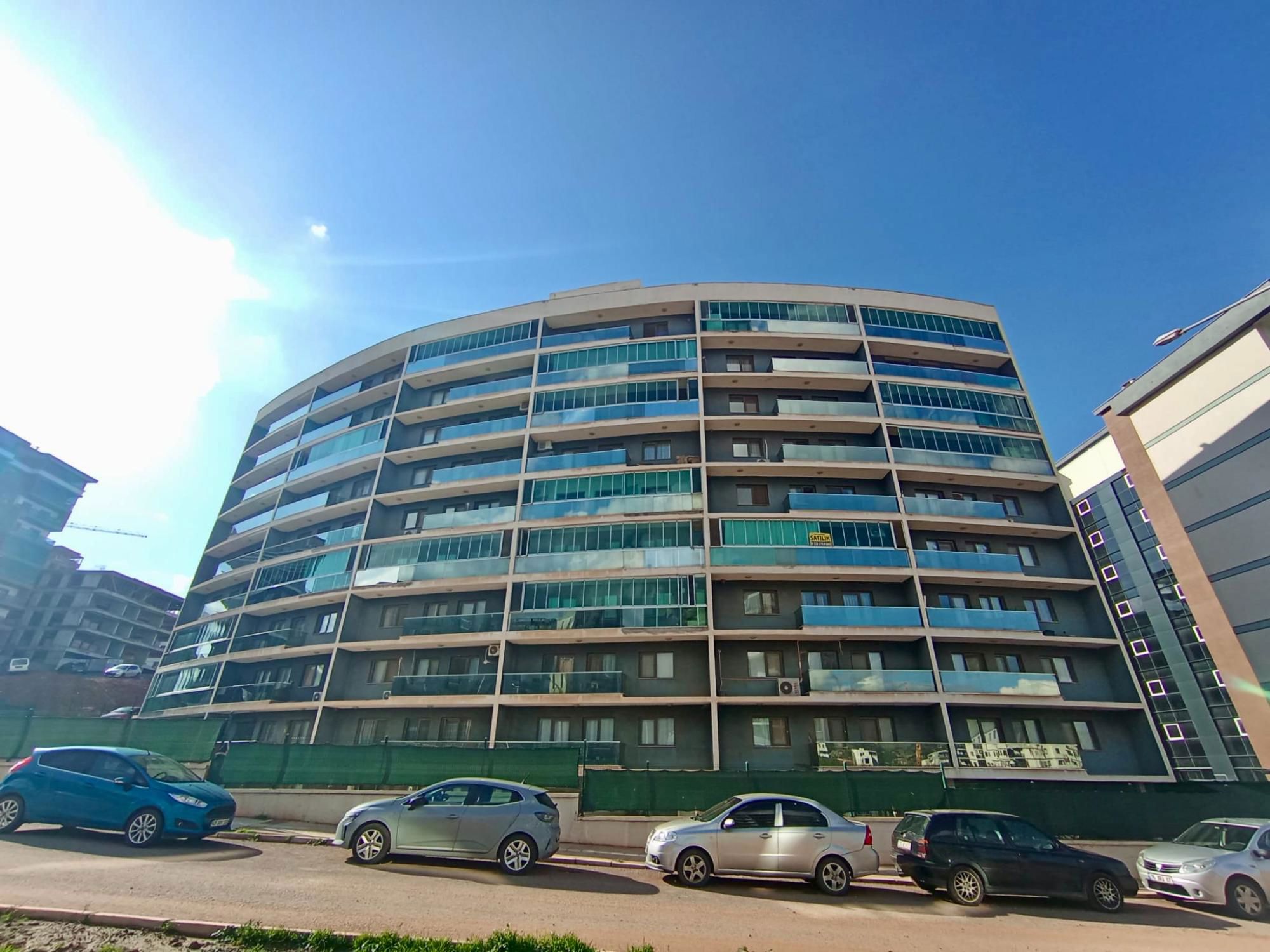 SAYGINNERGIZ TEAM - MENEMEN SMYRNA GARDEN SITESI HAVUZLU 3+1