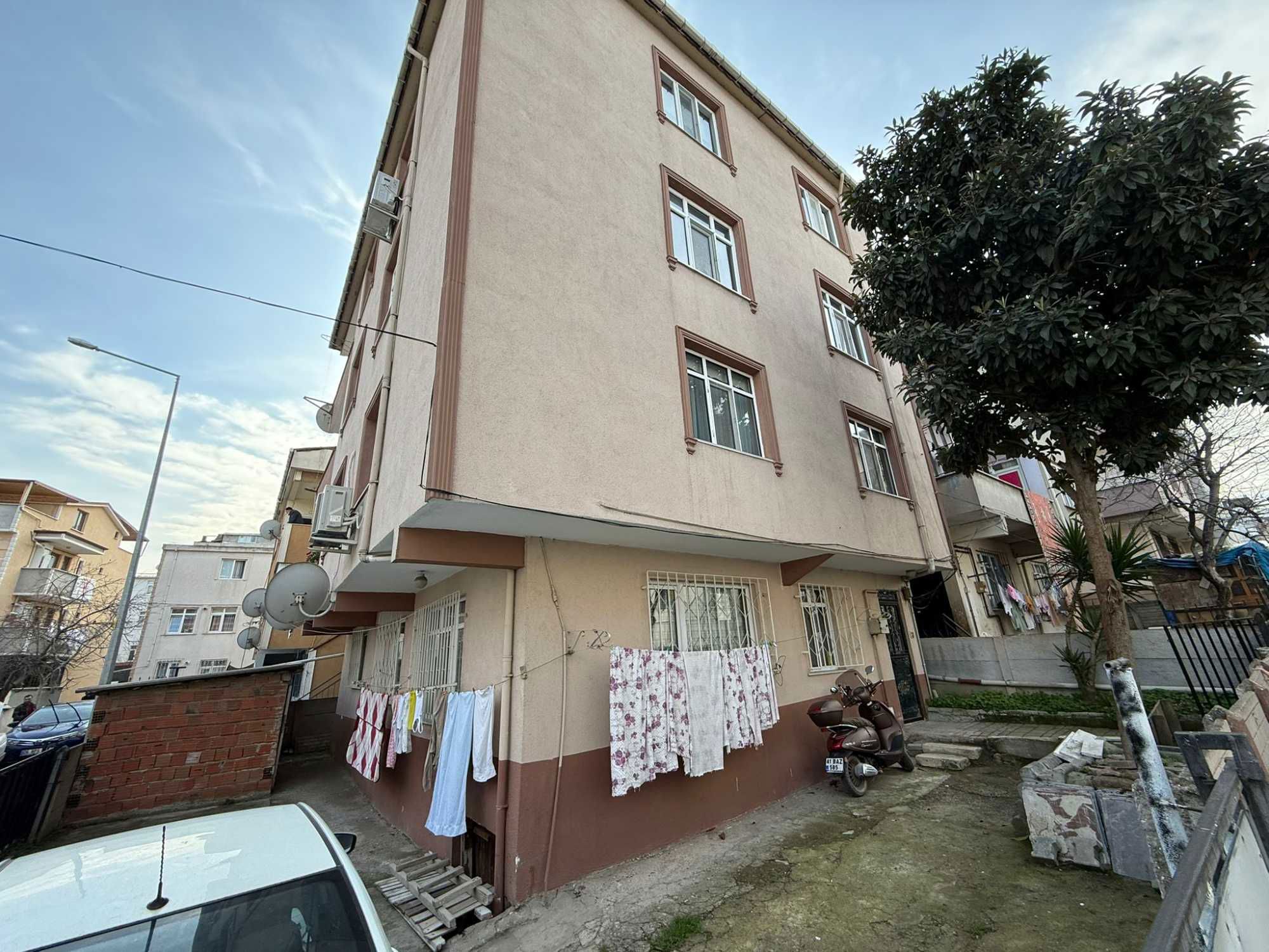 DARICA NENEHATUN MAH. SATILIK 2+1 GİRİŞ KAT DAİRE