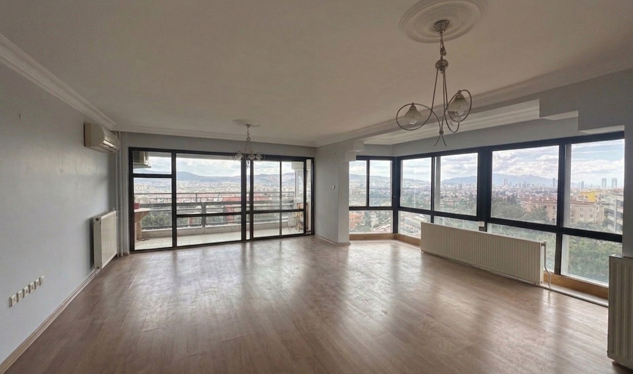 BORNOVA EVKA 3 PROFESÖRLER SITESI YAKINI  KIRALIK DAIRE
