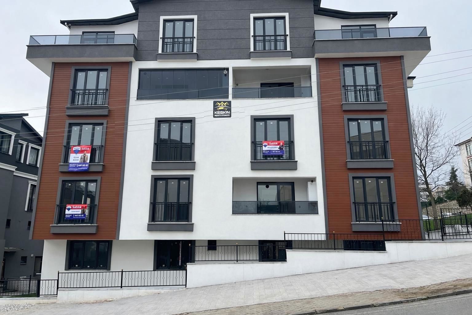 GÖLCÜK PIYALEPAŞA' DA 3+1 BAHÇE DUBLEKS DAIRE