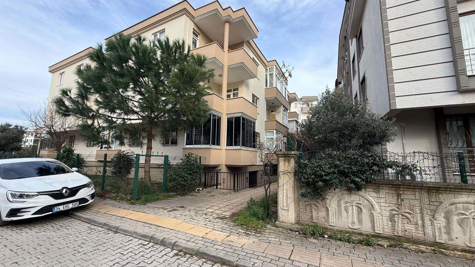 ÇİFTLİKKÖY SİTELER MAHALLESİ'NDE KİRALIK 3+1 DAİRE -REMAX ŞEHİR