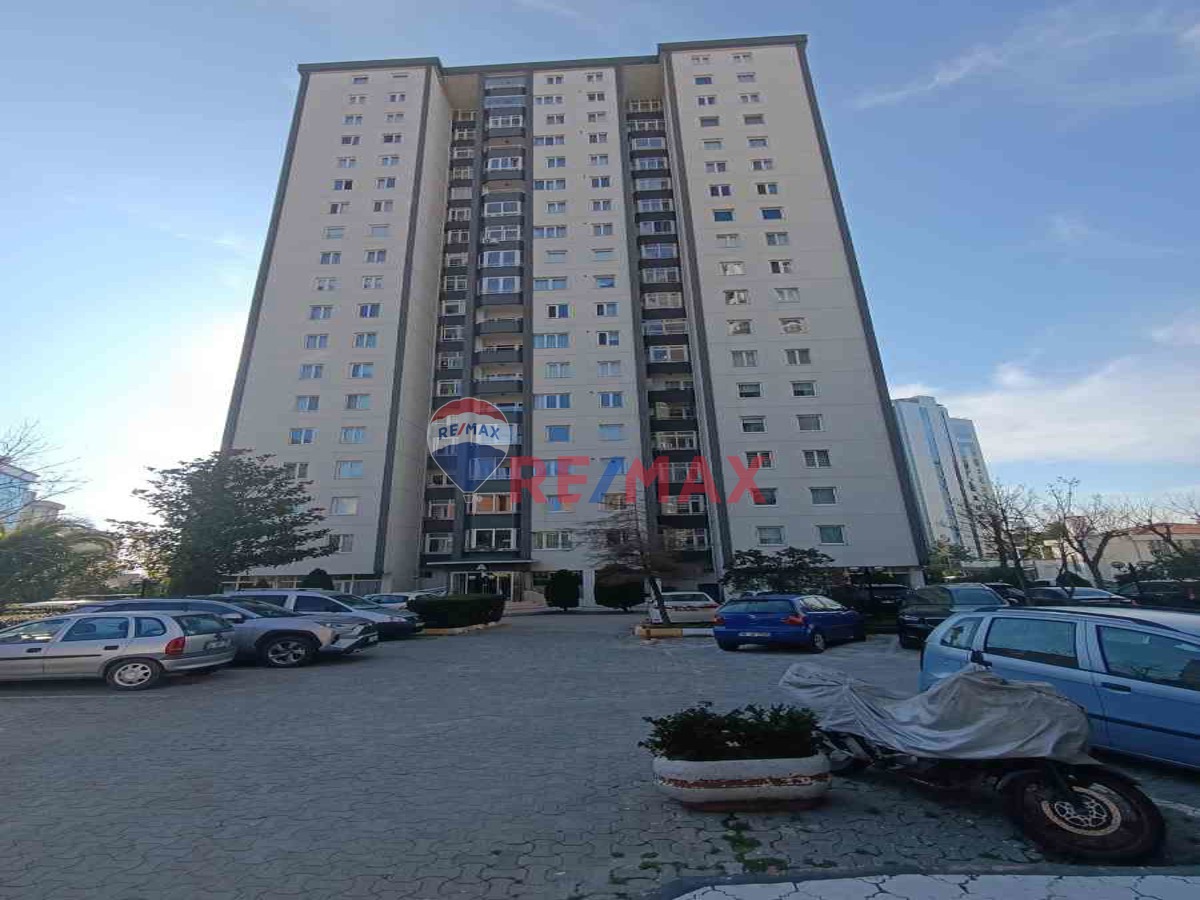 İÇERENKÖY EVREN SİTESİNDE KİRALIK 3+1 ARA KAT DUBLEKS DAİRE