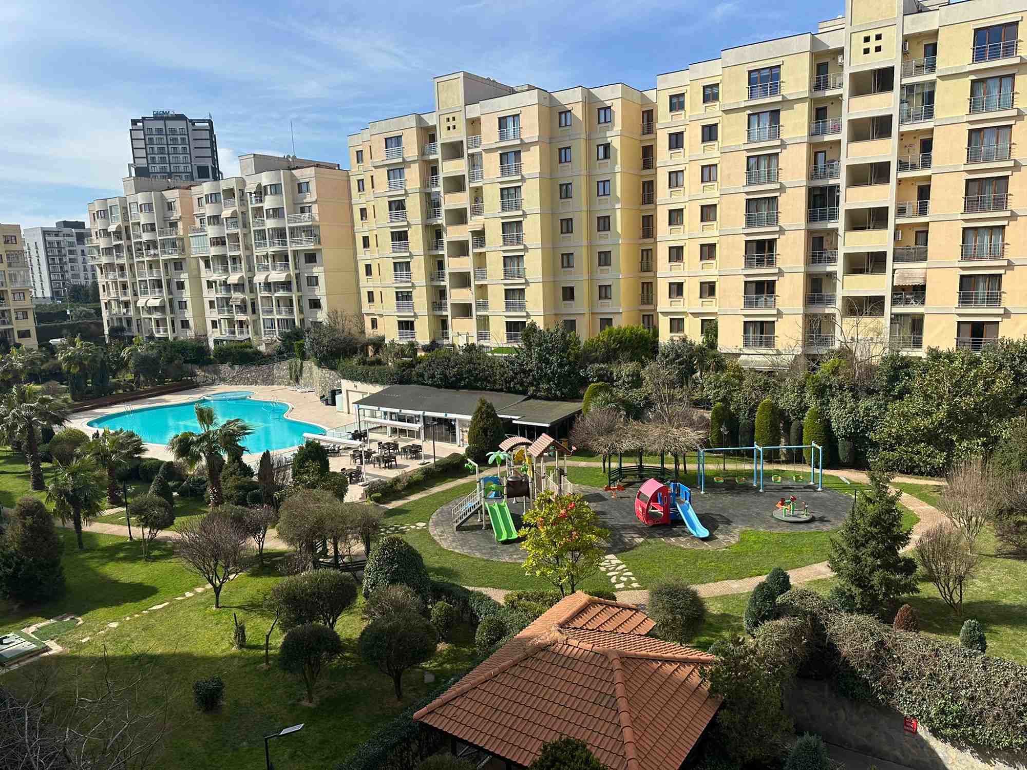 REMAX HANE-2 İDEALİSTKENT 2 İÇİ FULL YAPILI 3,5+1 144M2 4.KAT