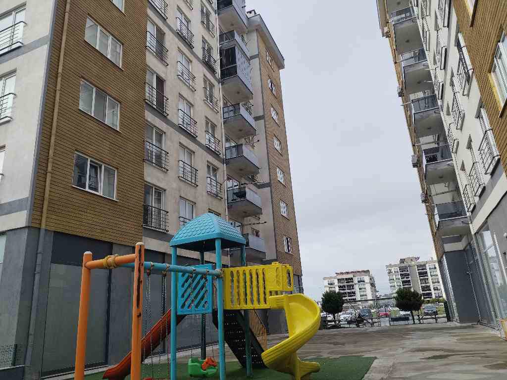 ÇANAKKALE MERKEZ İSTEK KOLEJİ YAKININDA SATILIK 2+1