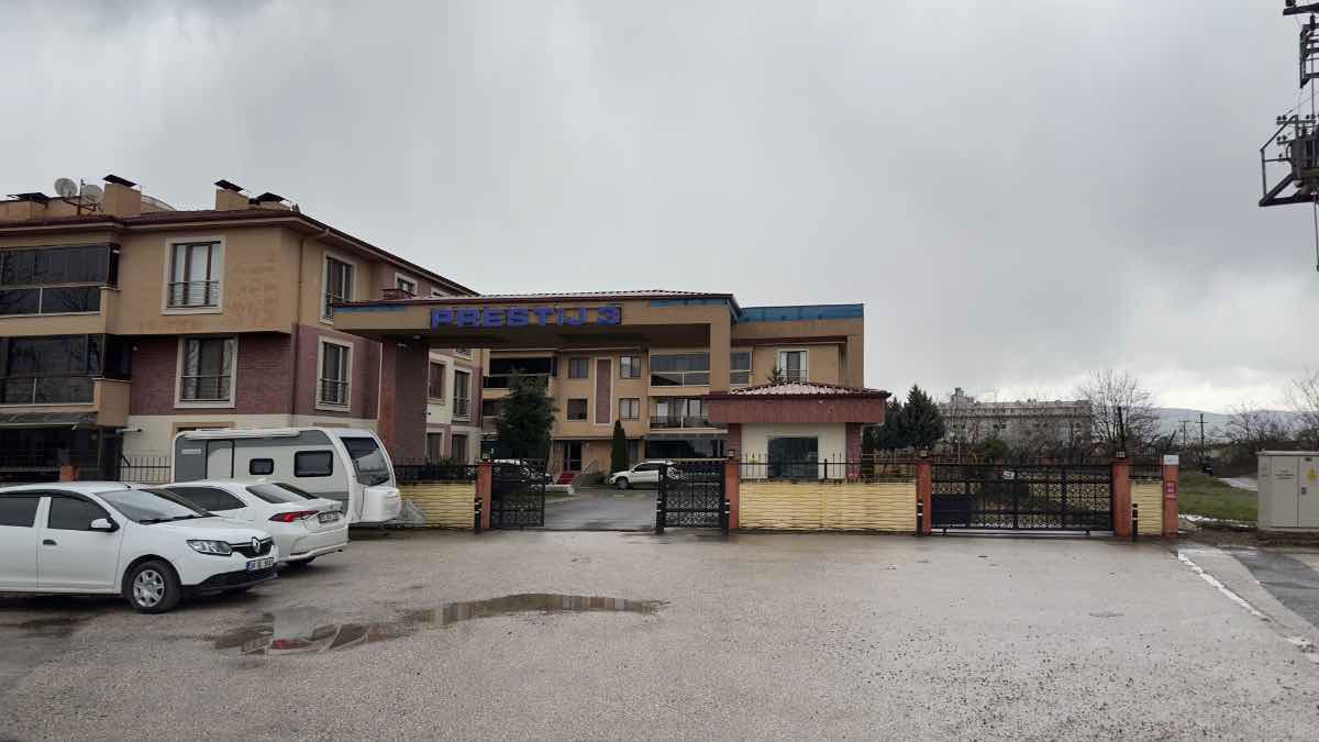 REMAX DIA'DAN DÜZCE MERKEZ PRESTİJ-3 KONUTLARI 3+1 DAİRE 140M2