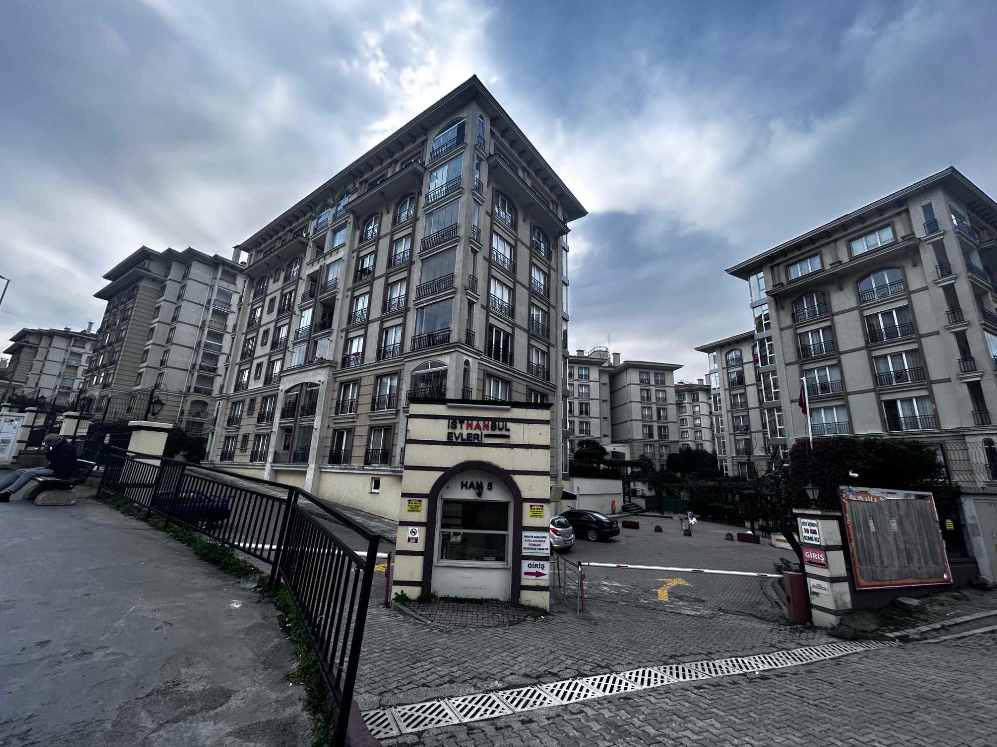 İSTHANBUL EVLERİ HAN 5(KISA KATLI )SATILIK DAİRE