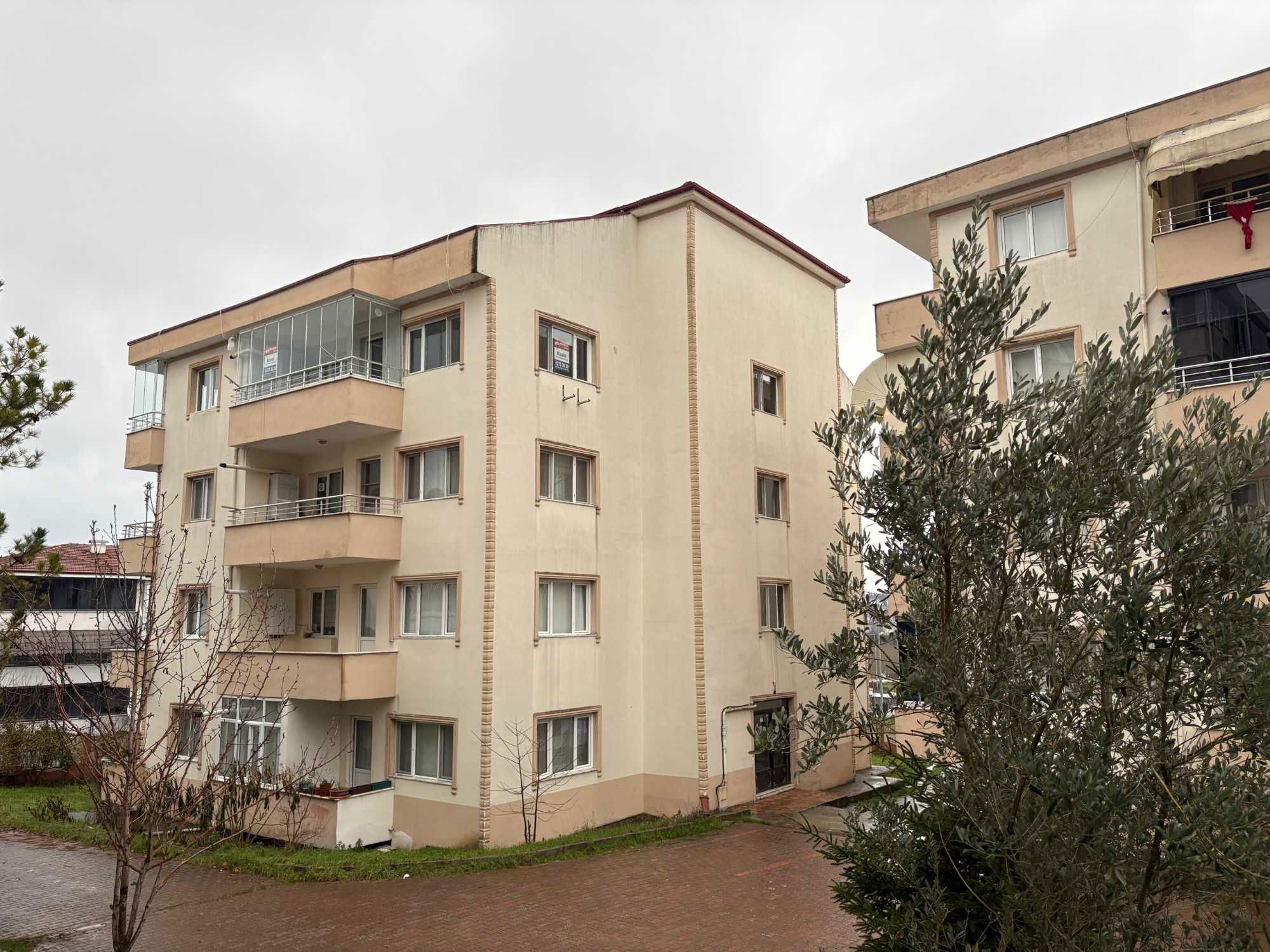 REMAX MAVİ ELİF ŞENGÜL KAPLAN'DAN CAMİLİ'DE 3+1 KİRALIK DAİRE