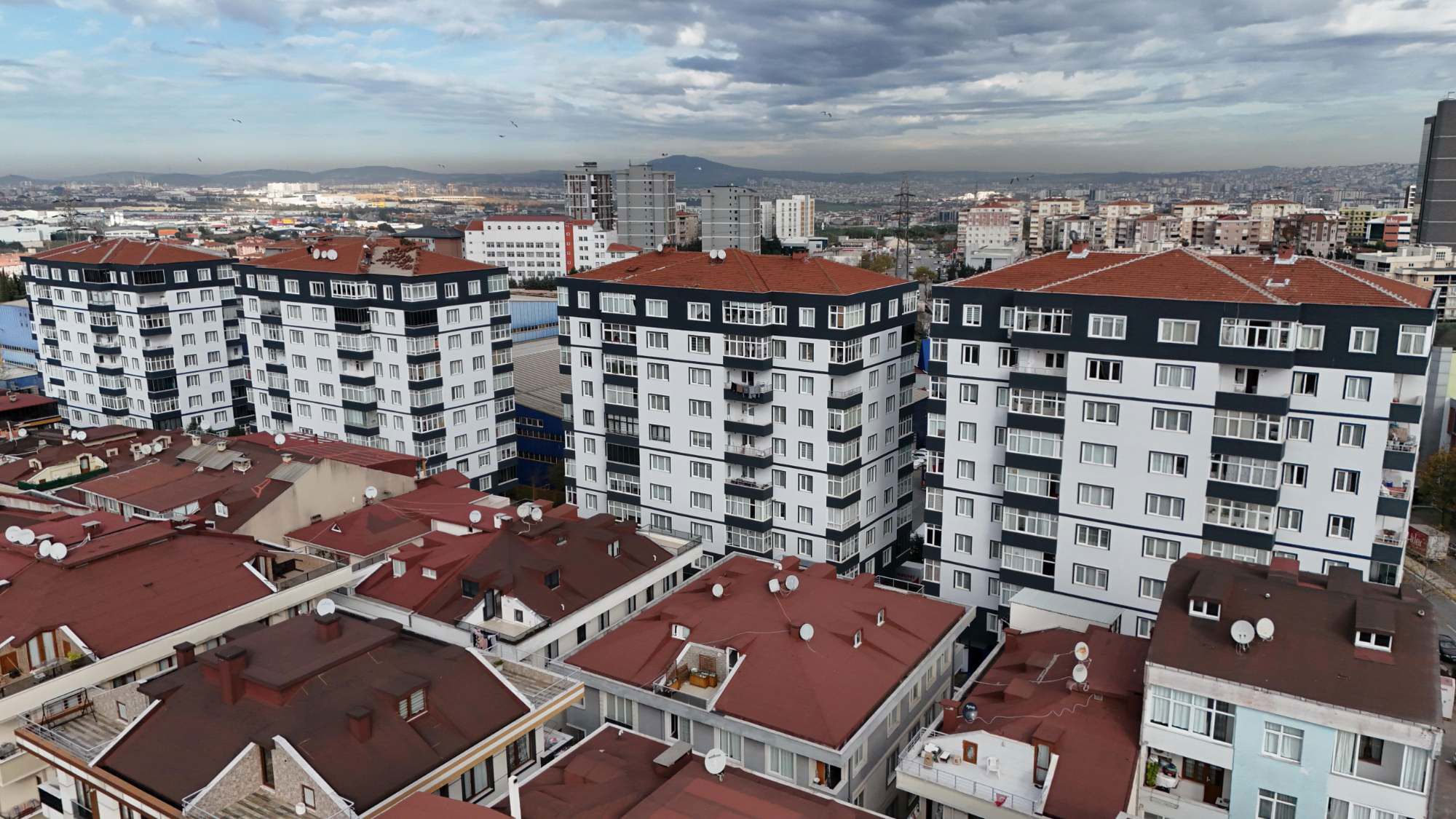 SANCAKTEPE FATİH MH. SİTE İÇERİSİNDE 3+1 SATILIK ARAKAT DAİRE