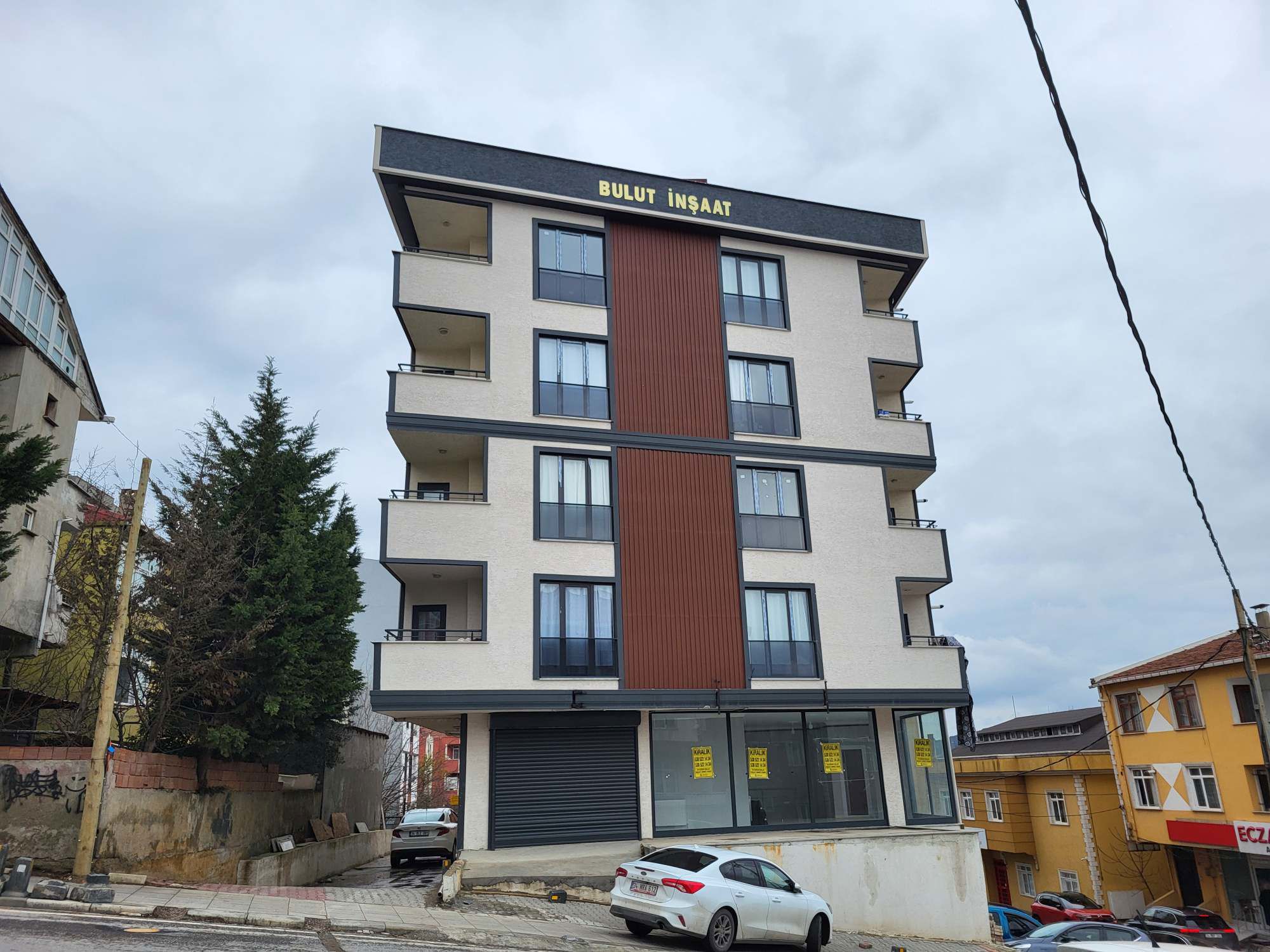 SULTANBEYLI AKŞEMSETTINDE SATILIK 2+1 YENI ARA KAT DAIRE
